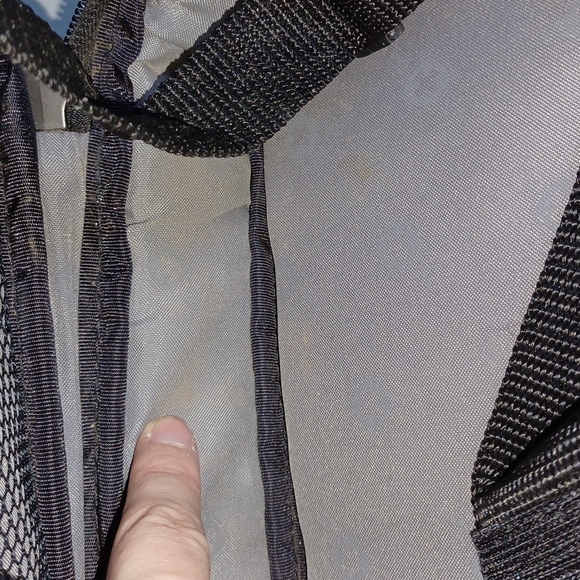 SwissGear black Laptop Case adjustable strap and luggage strap 17"x12.5"x3" - Picture 14 of 17